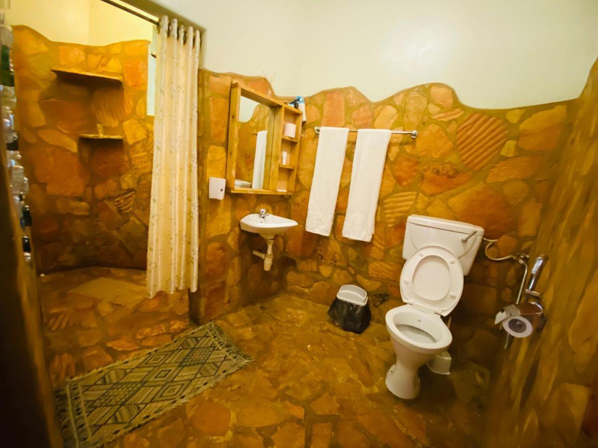 Afro Smile Hotel & Guest House - Jinja Kültér fotó