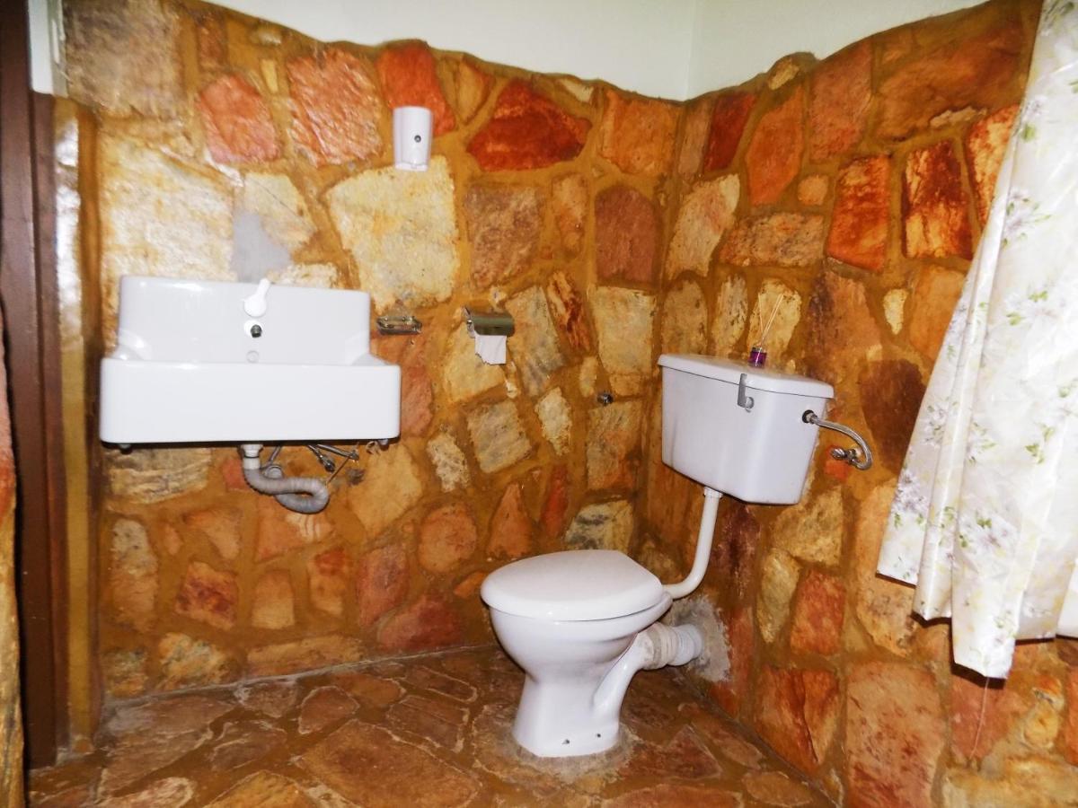 Afro Smile Hotel & Guest House - Jinja Kültér fotó