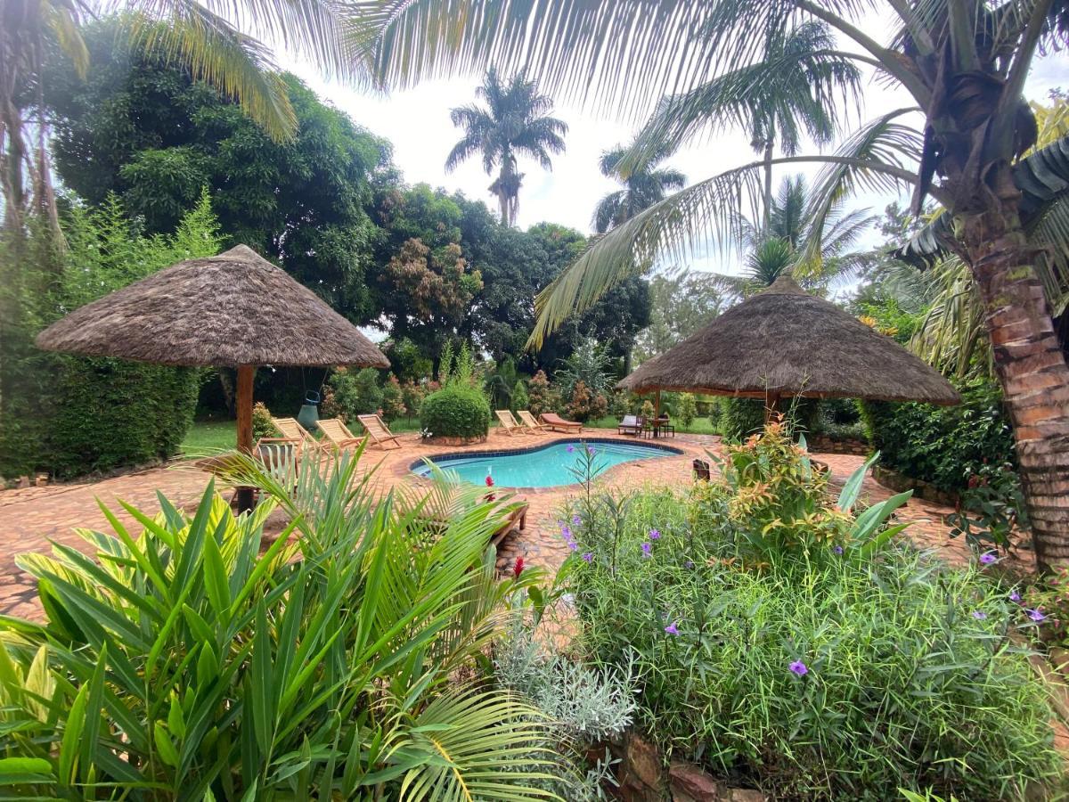 Afro Smile Hotel & Guest House - Jinja Kültér fotó